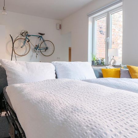 Luxurioeses Apartment, 10Min Innenstadt, Parkplatz Erfurt Bagian luar foto
