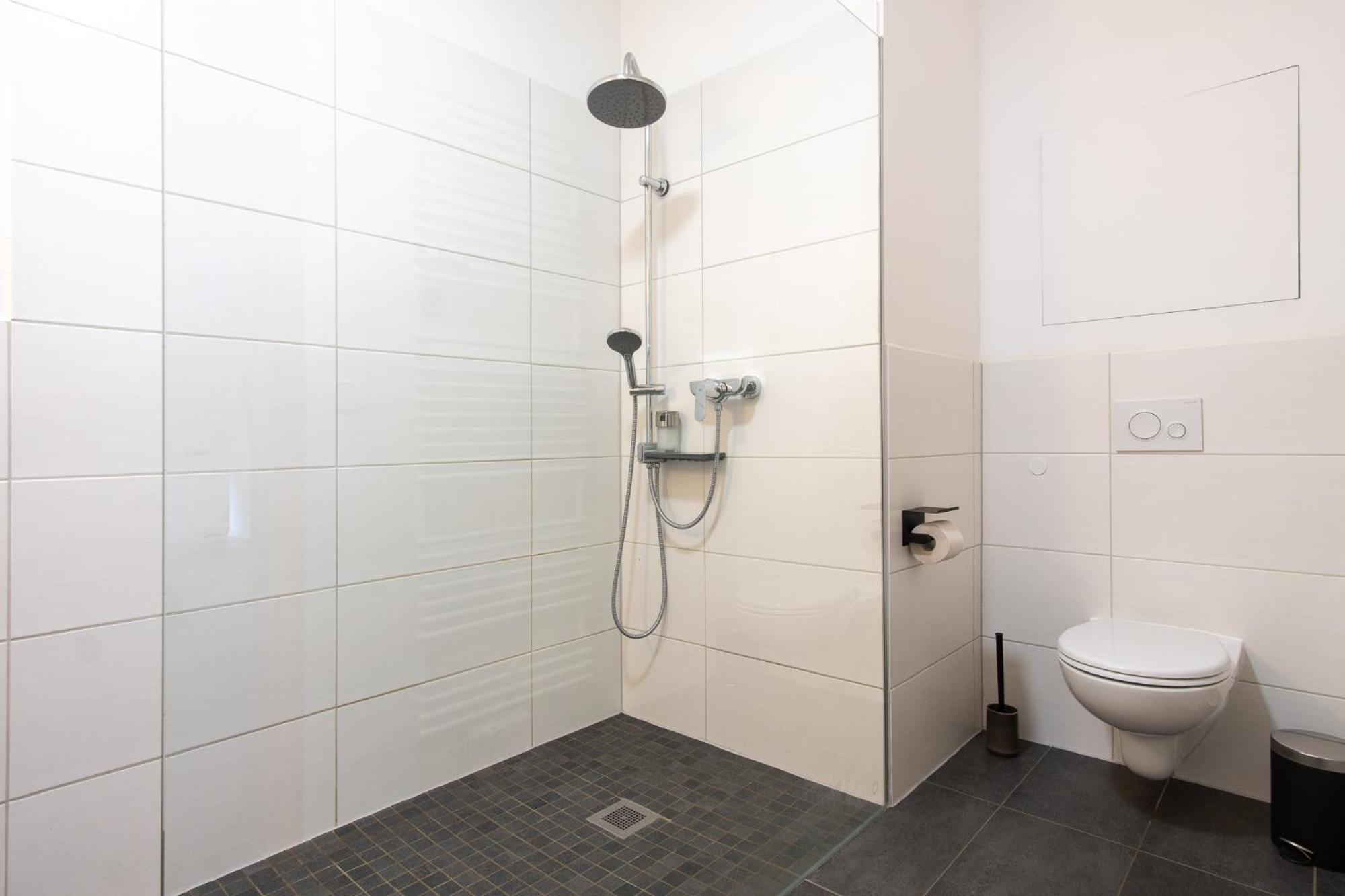 Luxurioeses Apartment, 10Min Innenstadt, Parkplatz Erfurt Bagian luar foto